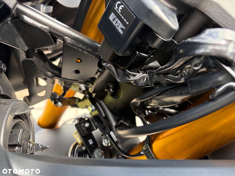 Yamaha FZ8 - 19