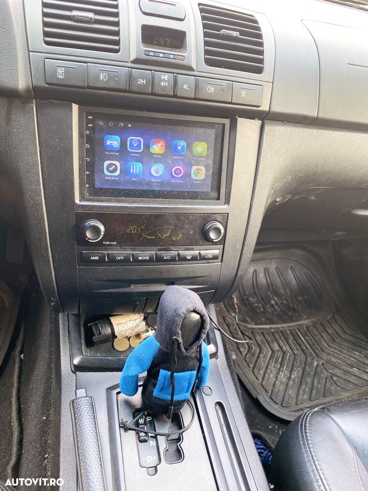 SsangYong REXTON RX 270 Xdi Automatik (Euro 3) - 13