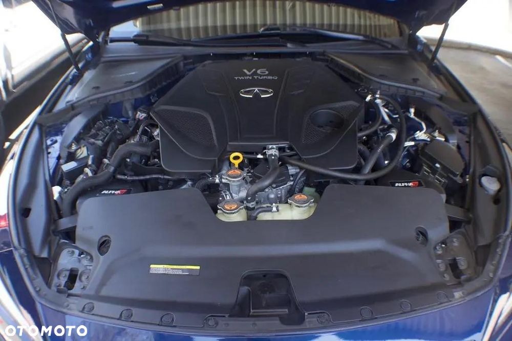 Infiniti Q50 - 11