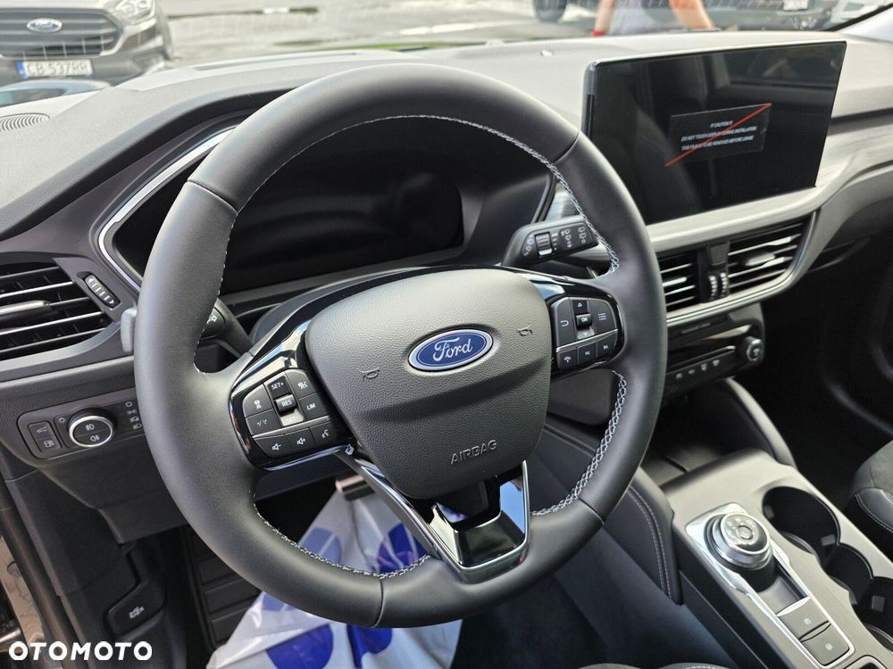 Ford Kuga - 19