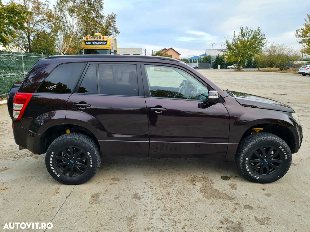 Suzuki Grand Vitara 2.4 Comfort+ - 5