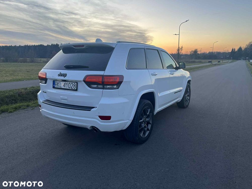 Jeep Grand Cherokee - 4