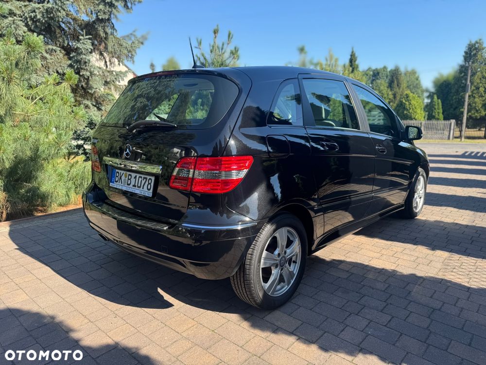 Mercedes-Benz Klasa B 180 BlueEFFICIENCY SPORT EDITION - 4