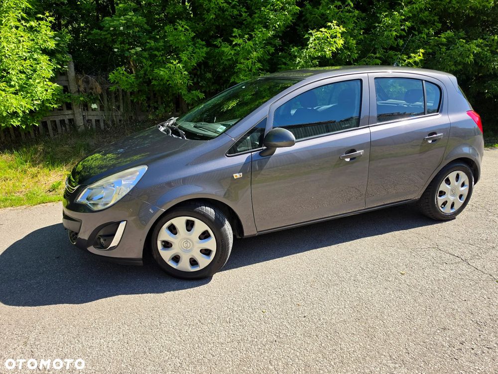 Opel Corsa 1.2 16V Essentia - 12