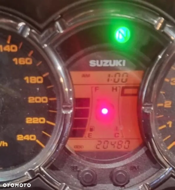 Suzuki V-STROM - 17