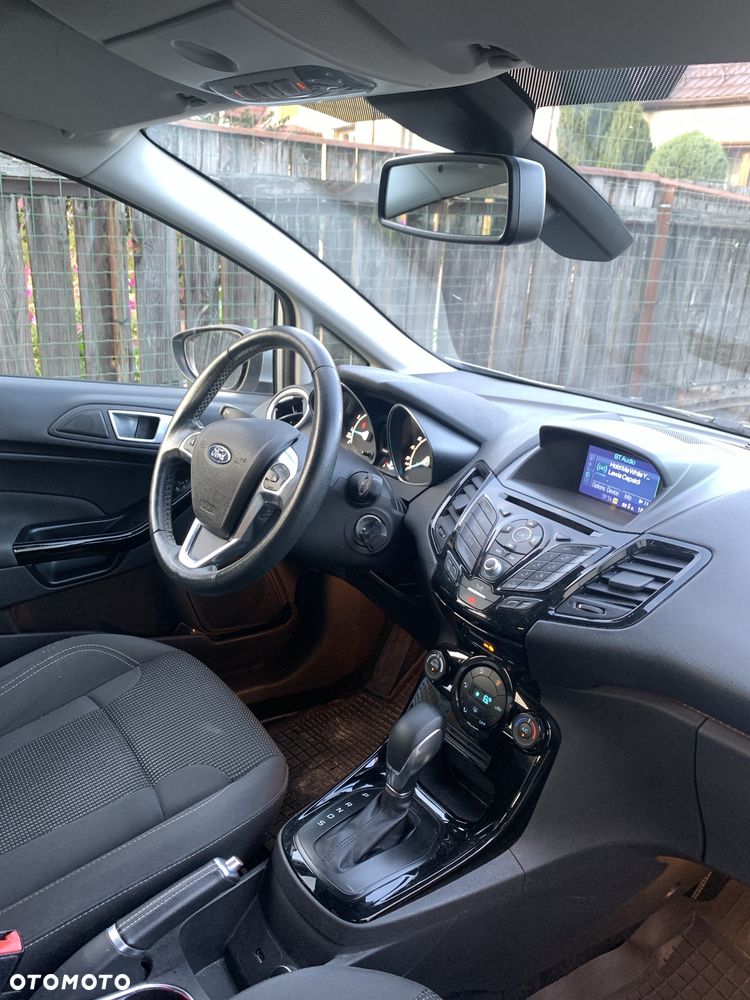 Ford Fiesta - 8