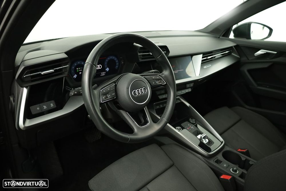 Audi A3 Sportback 45 TFSIe S line - 8