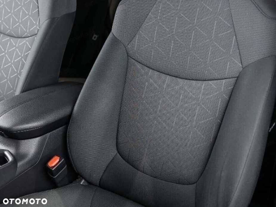 Toyota RAV4 - 5