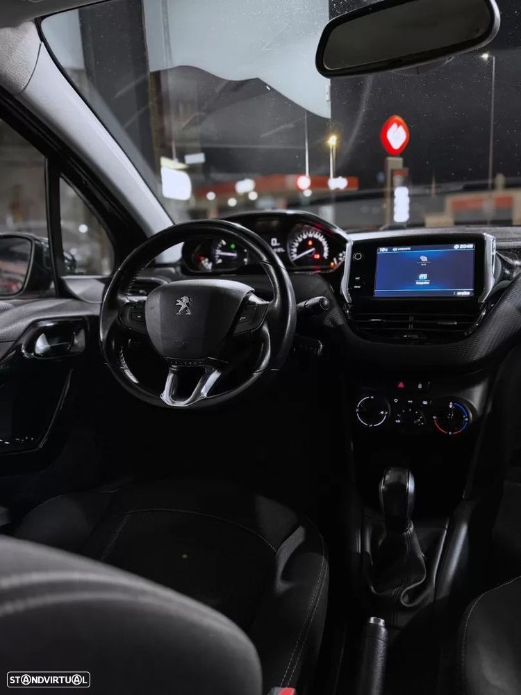 Peugeot 208 1.6 BlueHDi Style - 29