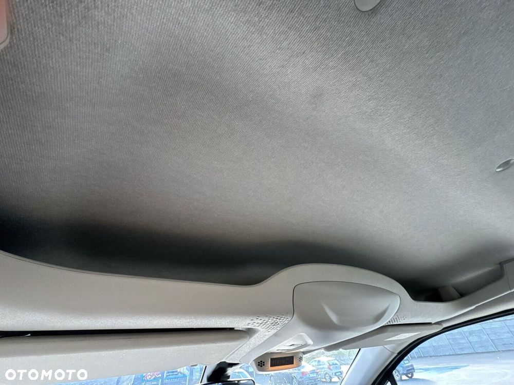 Toyota Proace City Verso 1.5 D-4D Combi - 25
