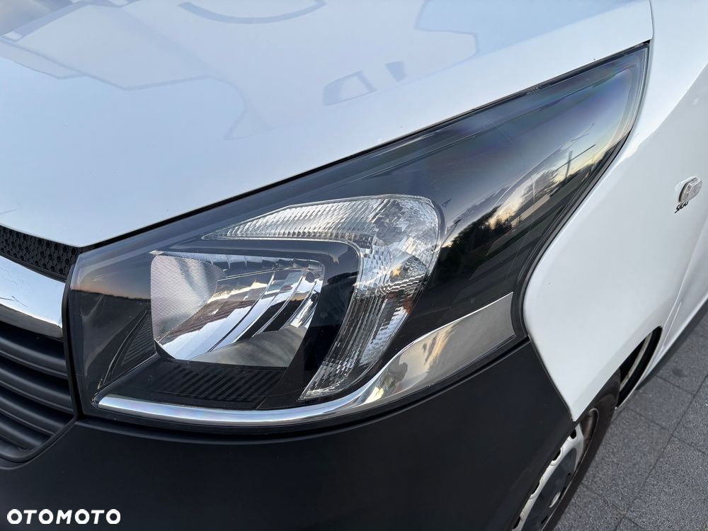 Opel Vivaro - 16