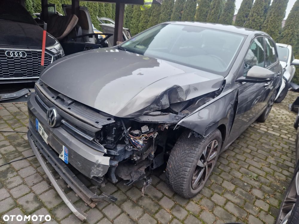 Volkswagen Polo 1.0 TSI DSG OPF Comfortline - 2