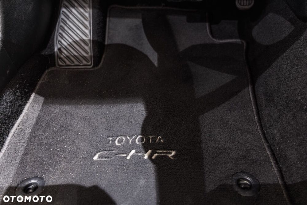Toyota C-HR - 41