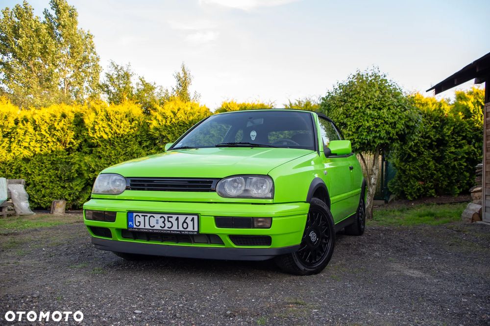 Volkswagen Golf 1.8 - 18