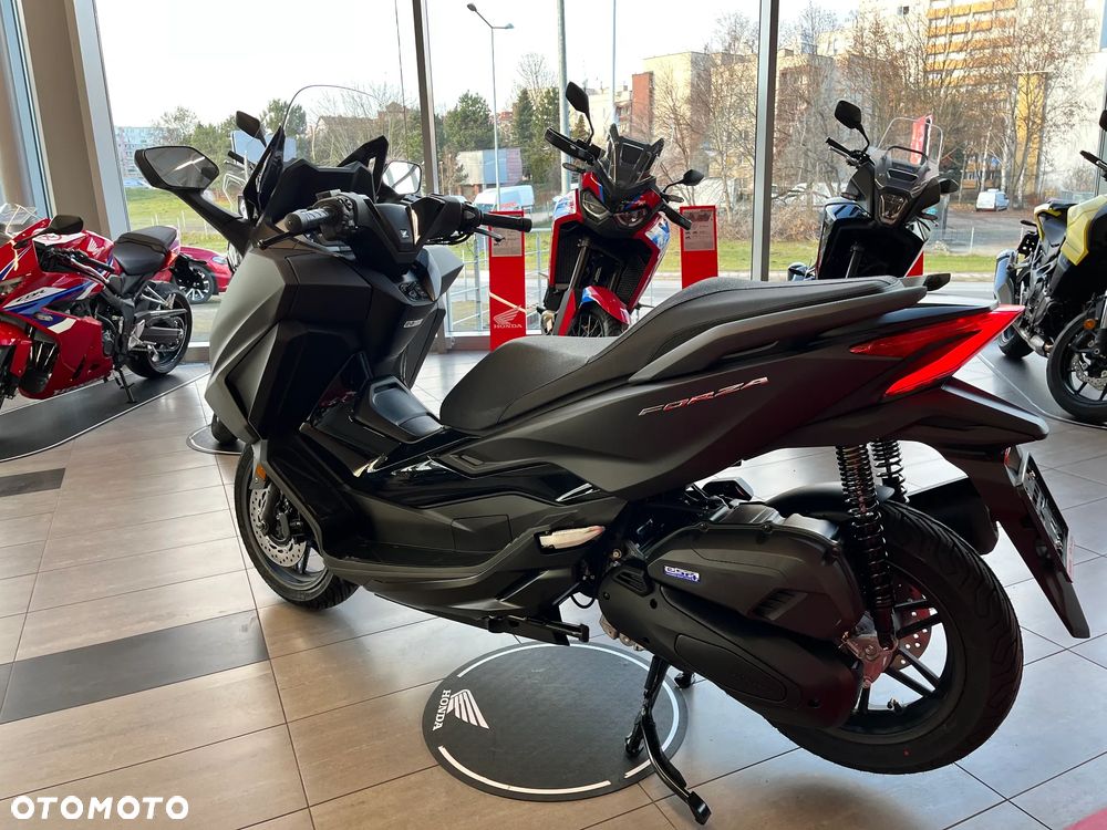 Honda NSS - 4