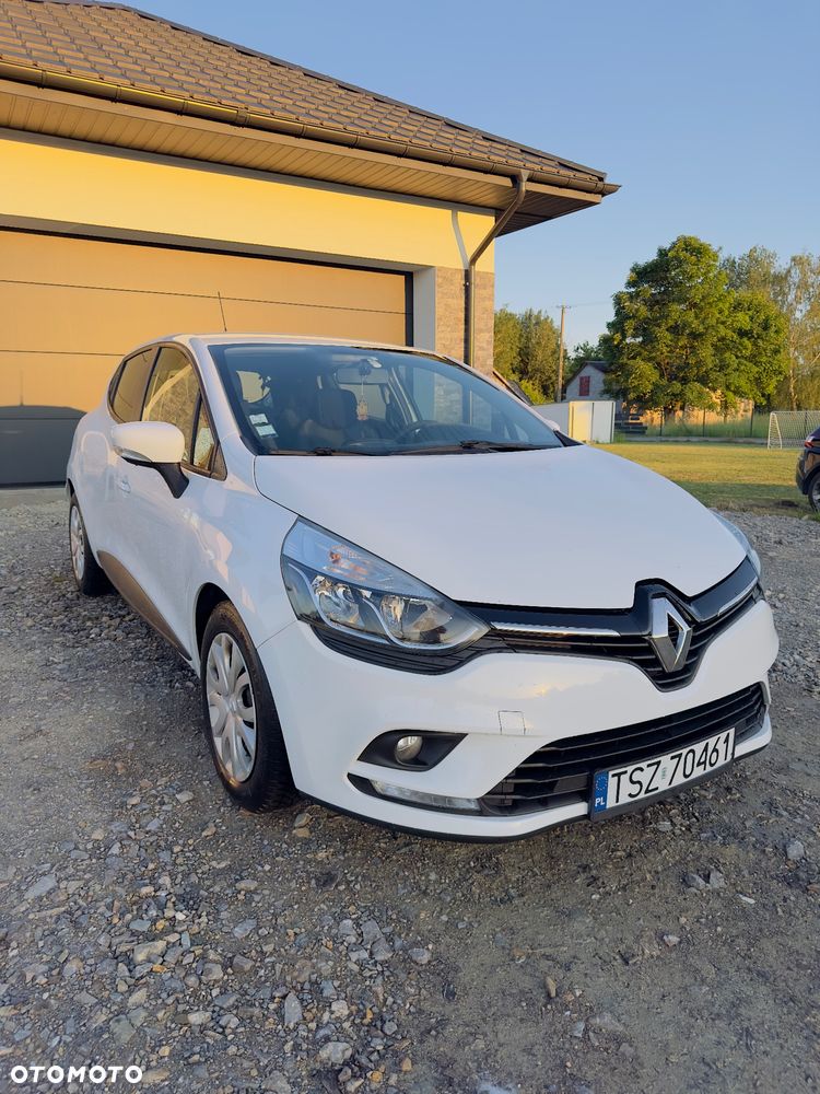 Renault Clio - 10
