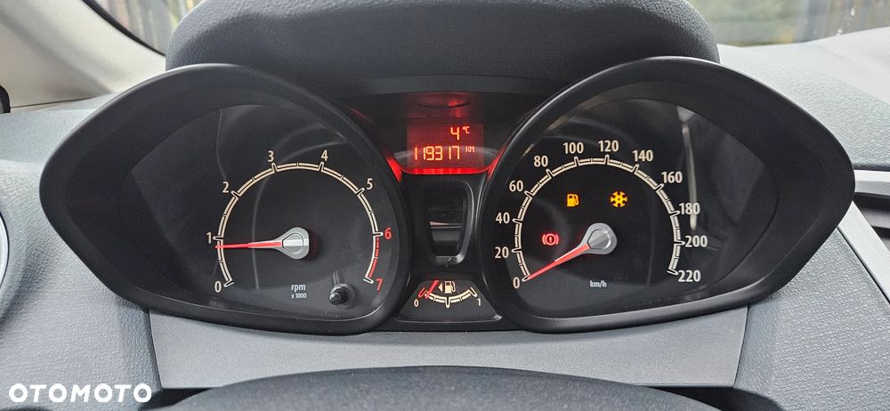 Ford Fiesta 1.25 Viva - 22