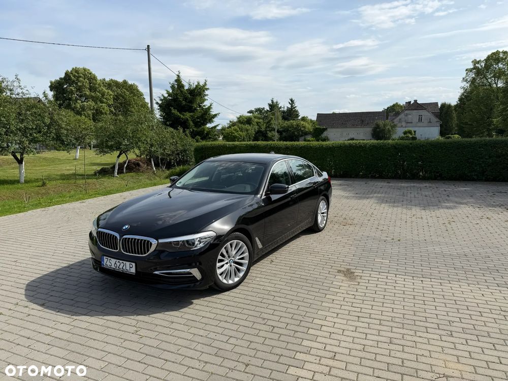 BMW Seria 5 520d xDrive Luxury Line - 3