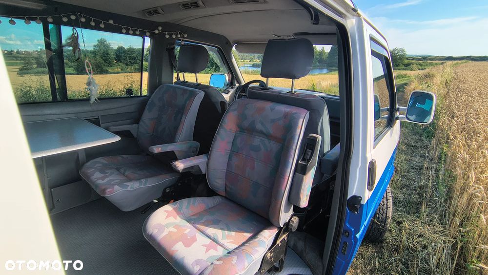 Volkswagen Multivan - 26