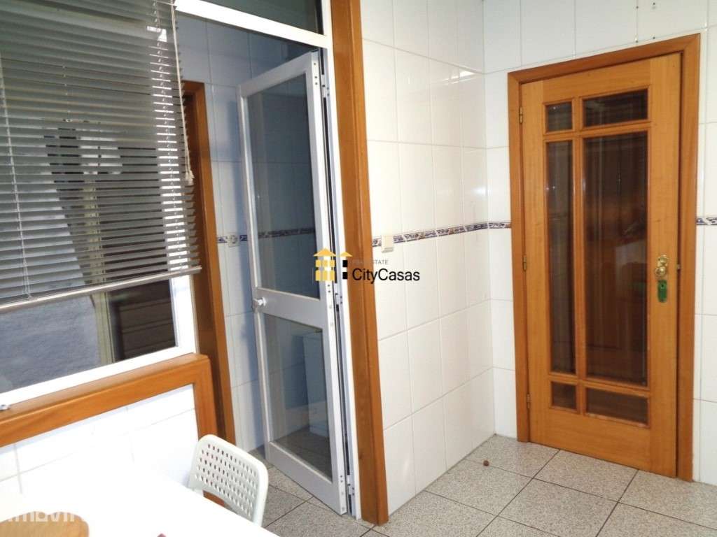 Apartamento T1+1 c/ L. Garagem | Forno, Rio Tinto - Grande imagem: 2/14