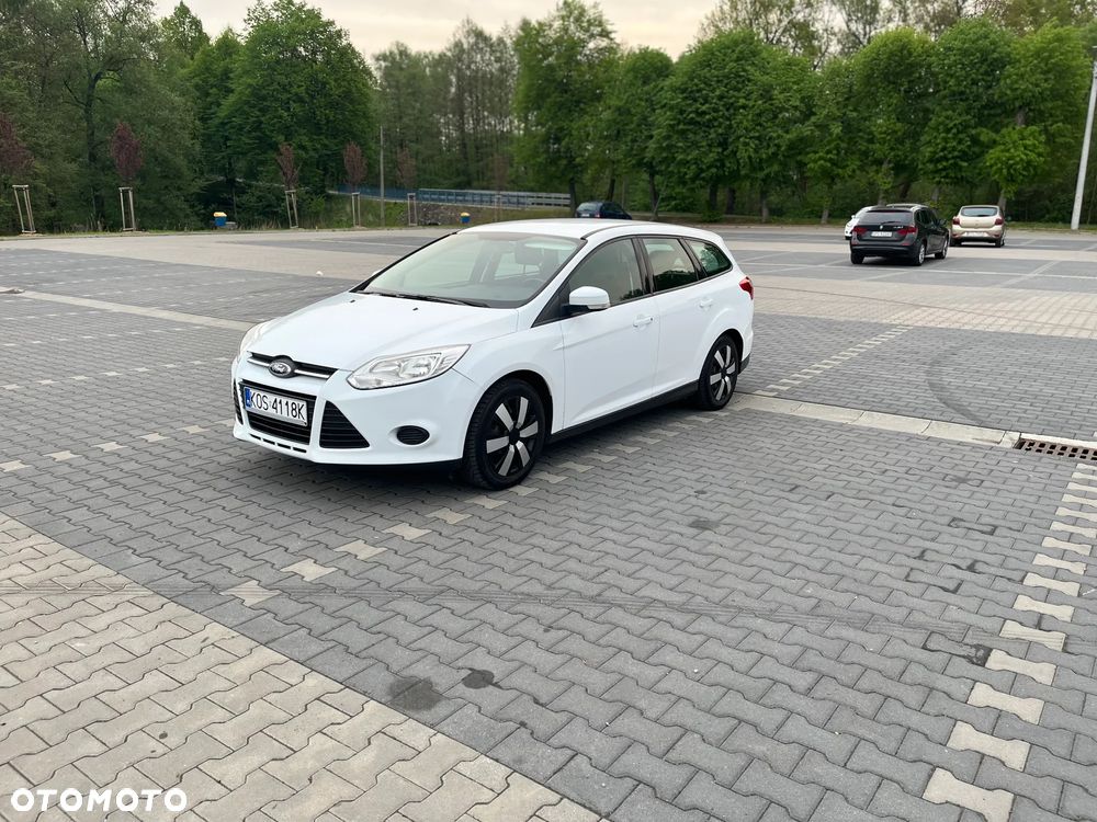 Ford Focus 1.6 Ambiente - 1