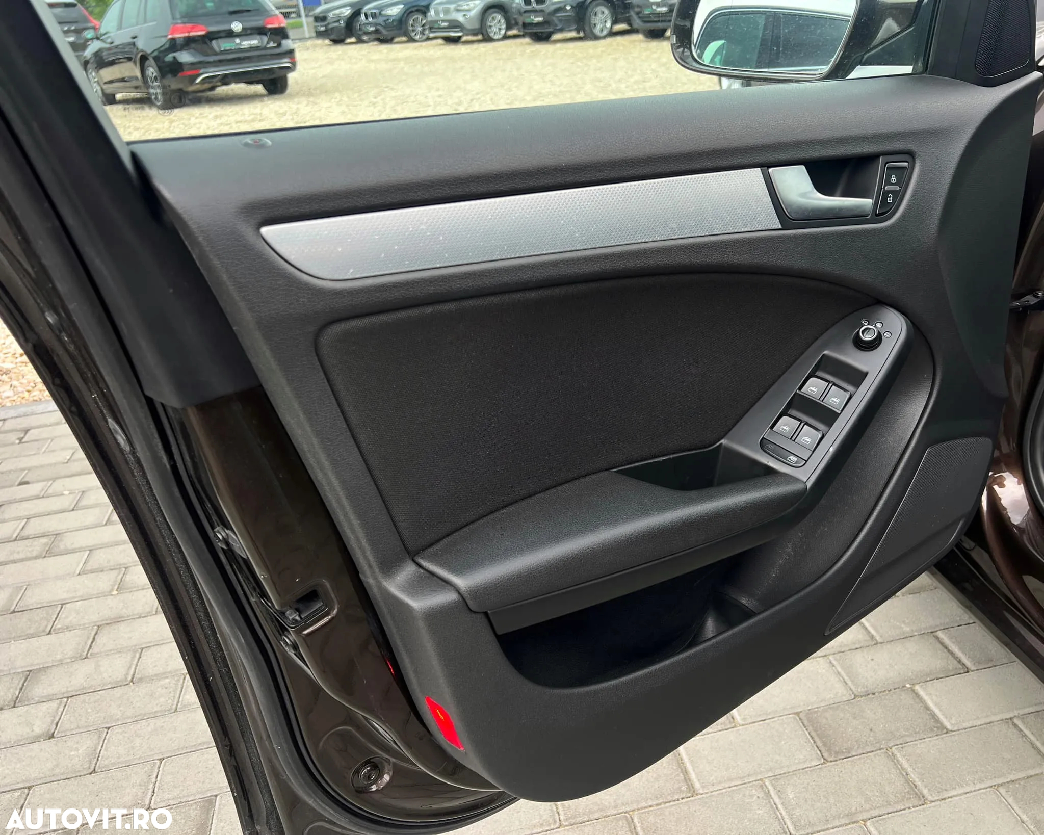 Audi A4 Avant 2.0 TDI DPF multitronic Ambition - 14