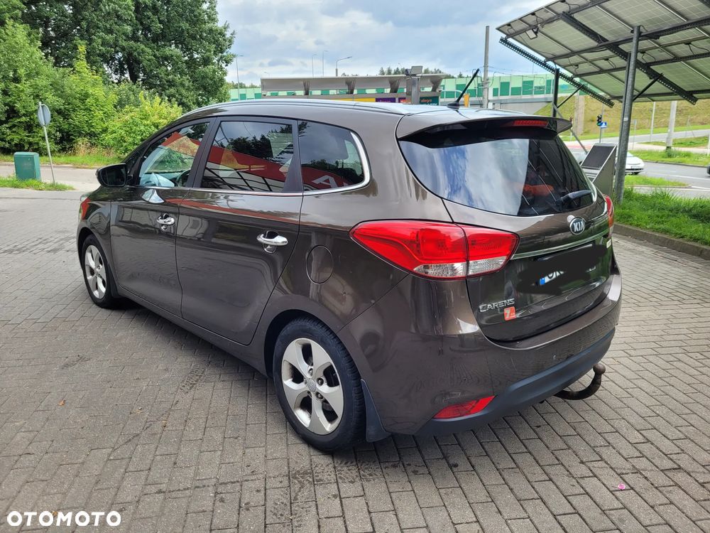 Kia Carens 2013 photo 4