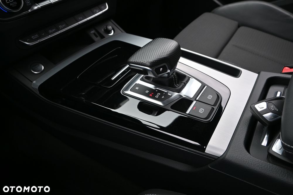 Audi Q5 40 TDI quattro S tronic S line - 15