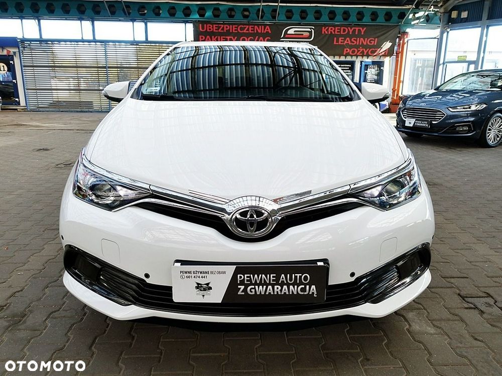 Toyota Auris - 38