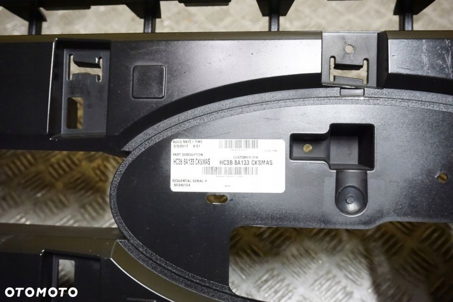 FORD F250 F350 2017 - Atrapa Przód Grill Chrom USA - 10