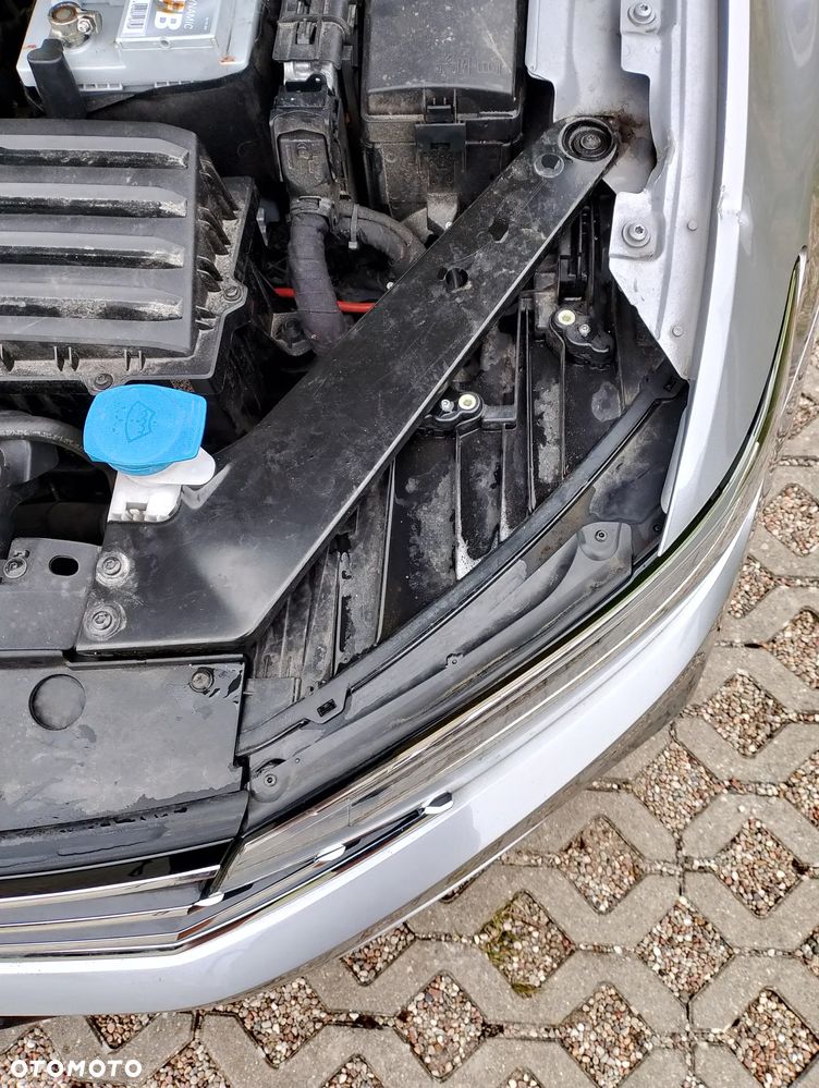 Volkswagen Passat 2.0 TDI (BlueMotion Technology) DSG Comfortline - 20