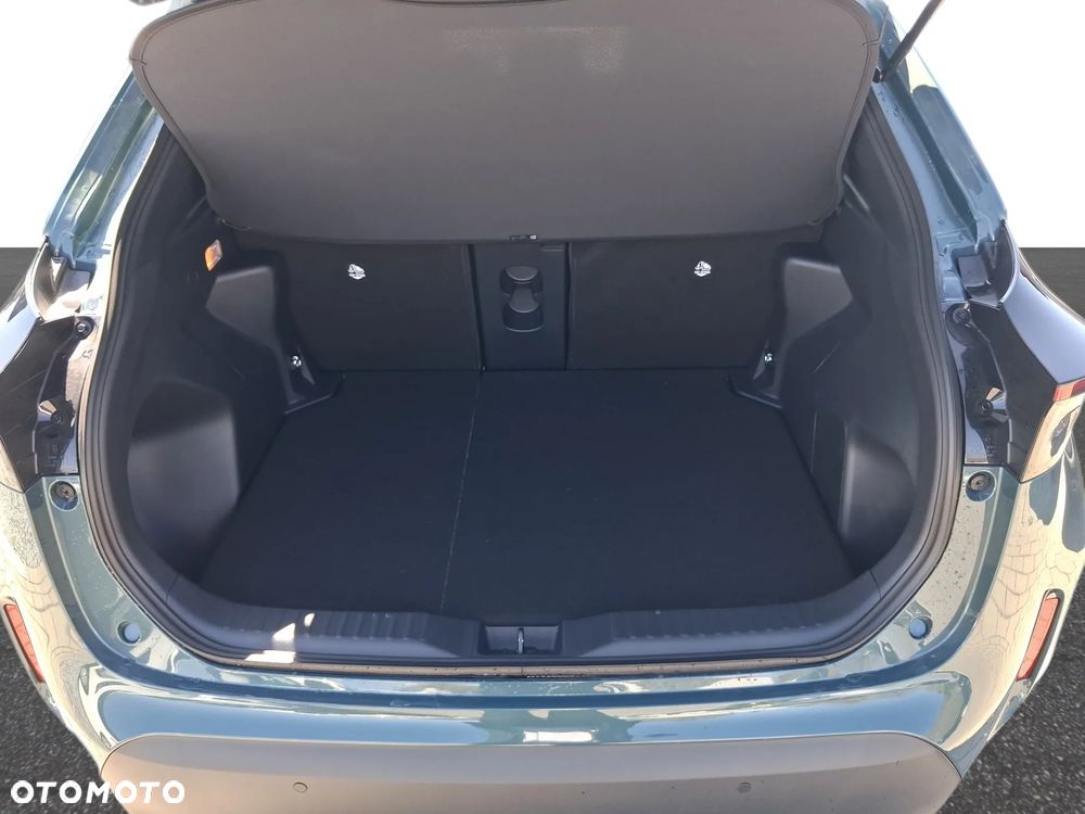 Toyota Yaris Cross - 24