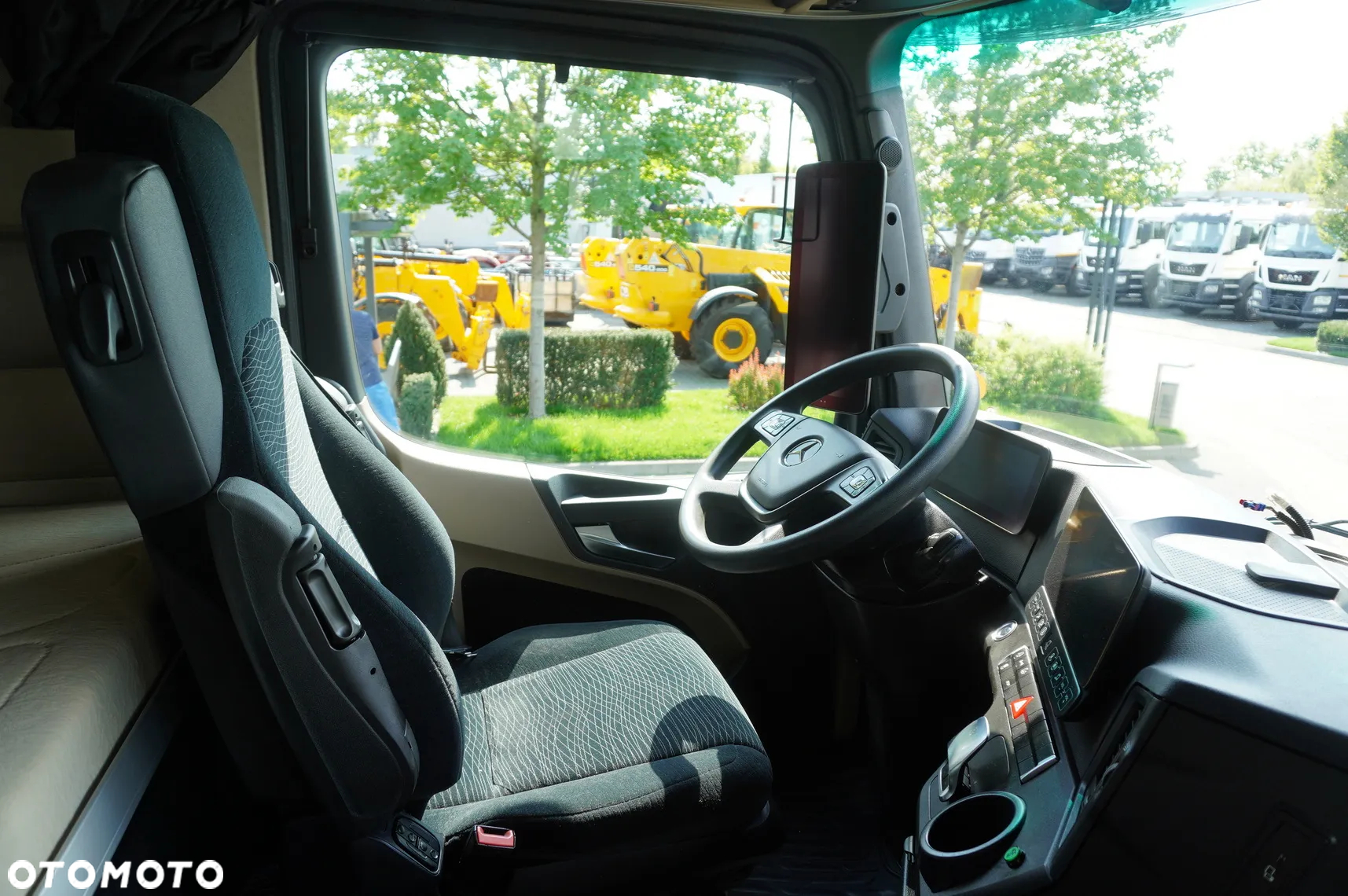 Mercedes-Benz Actros 2546 MP5 / Chłodnia Lecapitaine 20 EPAL / Multitemperatura / Carrier Supra 1150 MT - 27