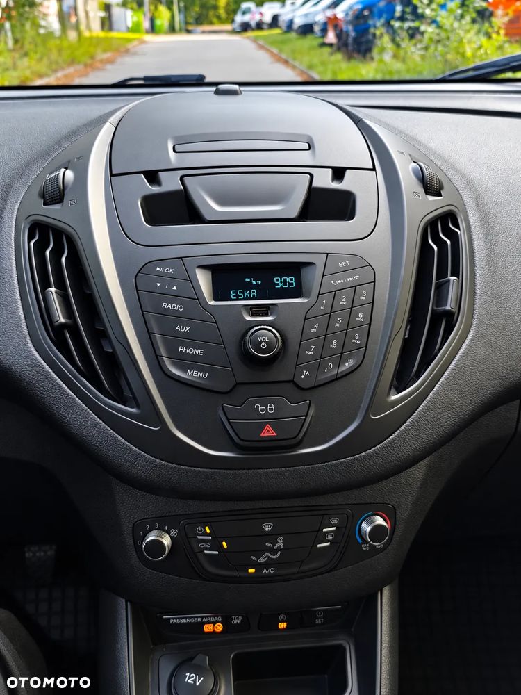 Ford Tourneo Courier 1.0 EcoBoost Trend - 8