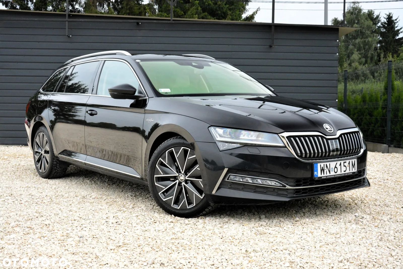 Skoda Superb 2.0 TDI SCR L&K DSG - 1