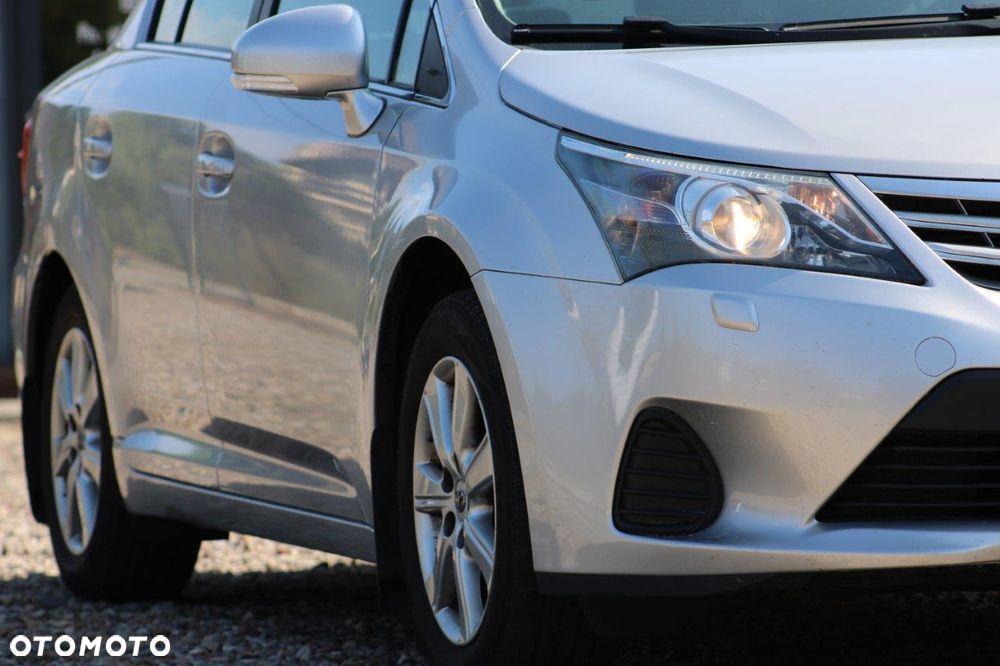 Toyota Avensis 1.6 Edition (2014) - 32