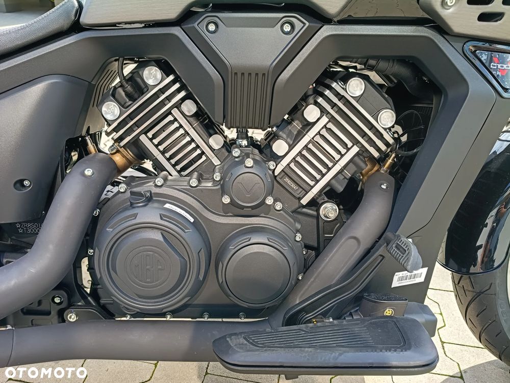 Morbidelli C1002V - 8