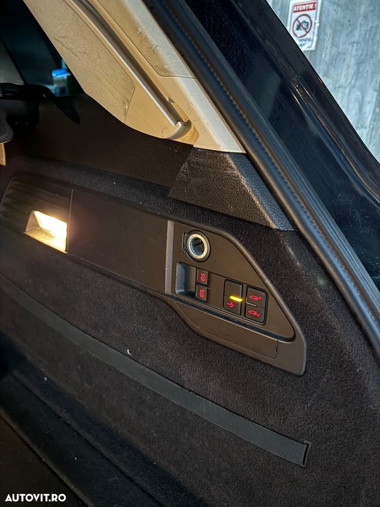 Volkswagen Touareg 3.0 V6 TDI BMT - 12