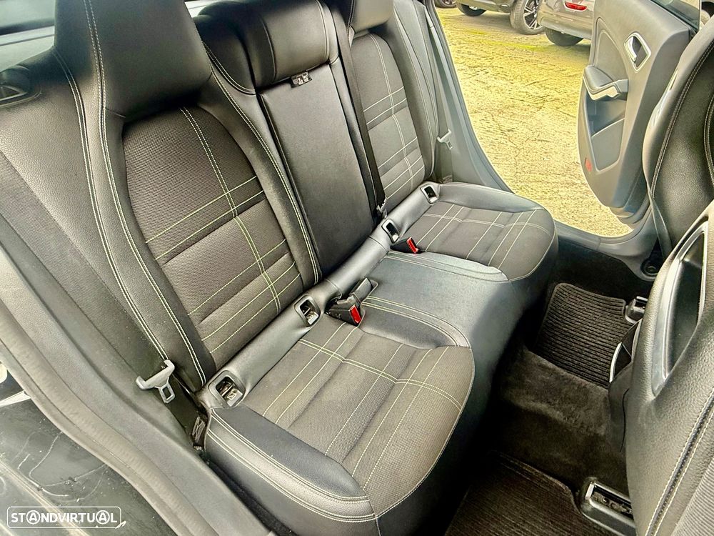 Mercedes-Benz CLA 220 d Shooting Brake AMG Line Aut. - 28