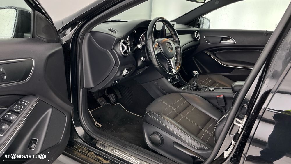 Mercedes-Benz GLA 200 CDI Urban - 13