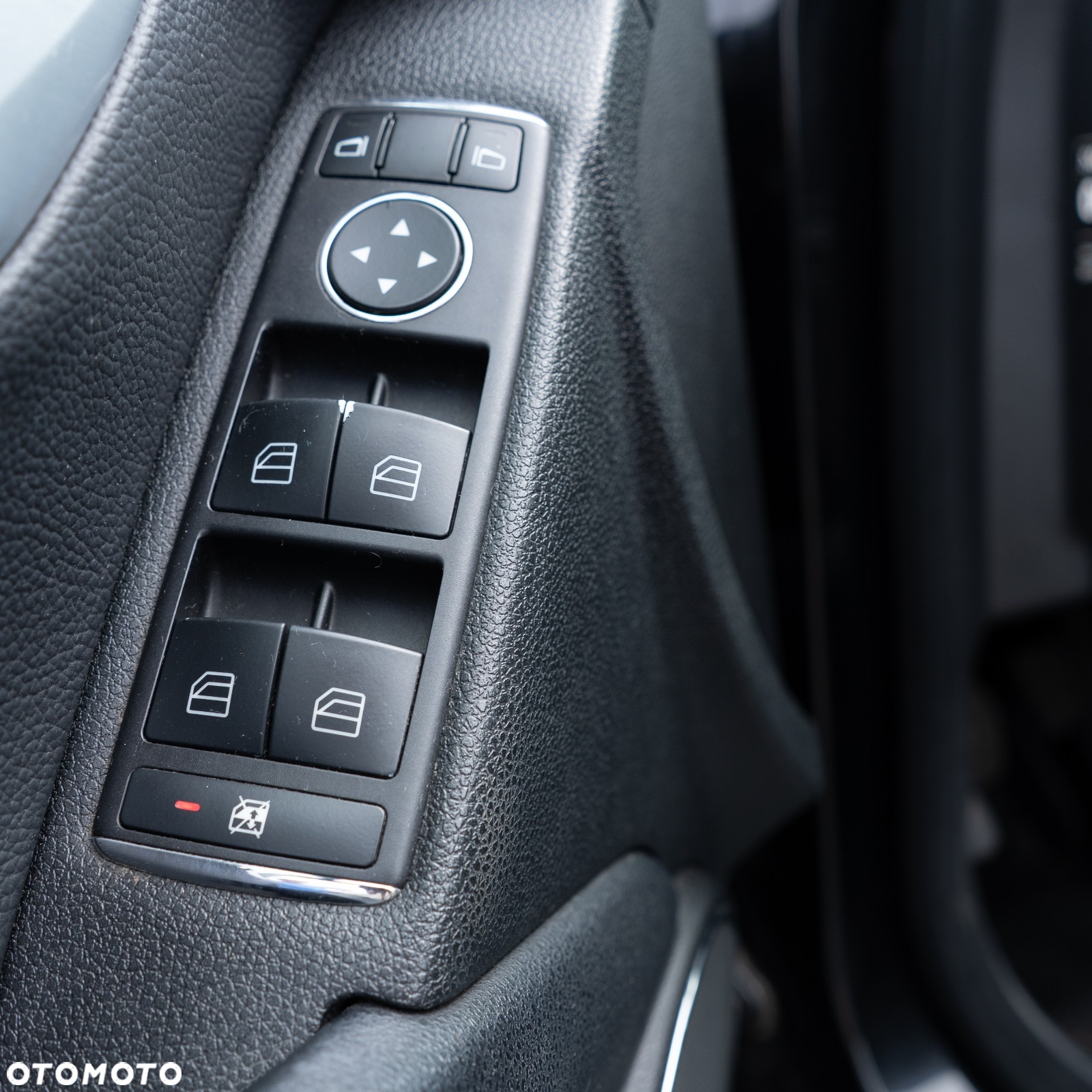 Mercedes-Benz Klasa C 200 T Kompressor Avantgarde - 9