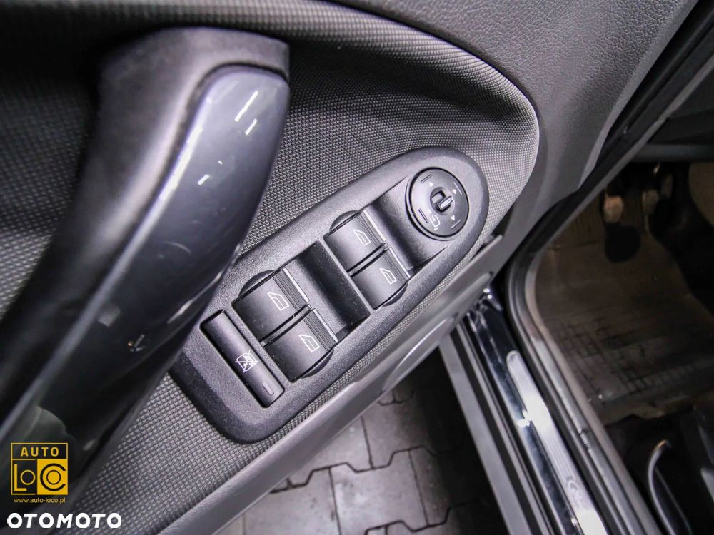 Ford Kuga 2.0 TDCi 4WD Titanium - 24