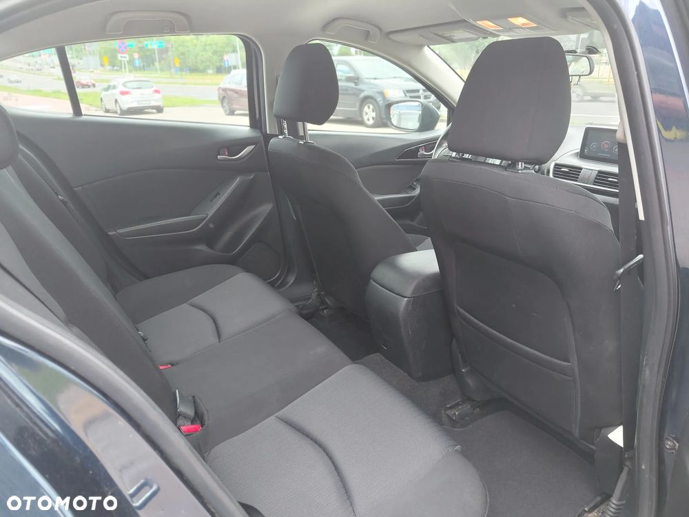 Mazda 3 - 10