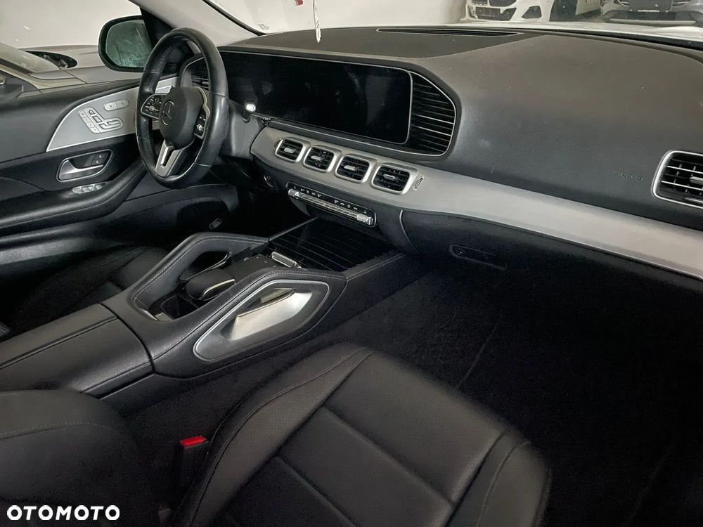 Mercedes-Benz GLE 350 d 4Matic 9G-TRONIC AMG Line - 8