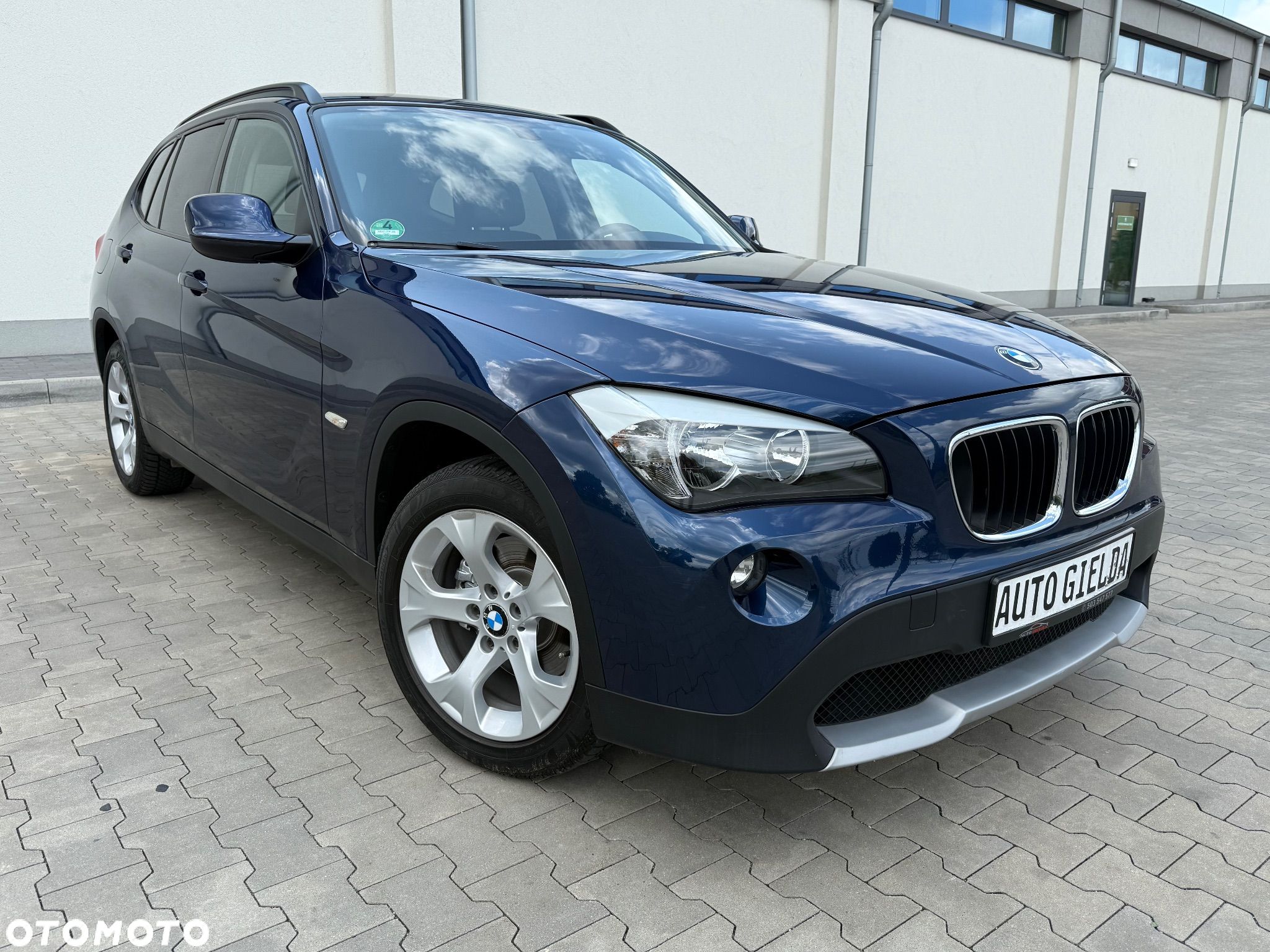 BMW X1 sDrive18i - 1