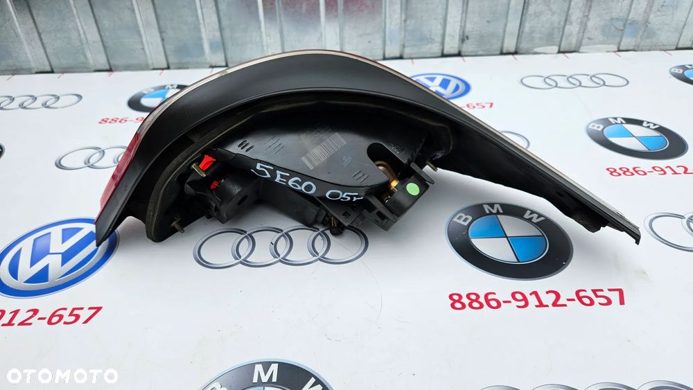 BMW 5 E60 SEDAN 2003-2007 Kompletna lampa tył lewy Lampa tylna lewa DYMIONA  6910767 EUROPA - 9