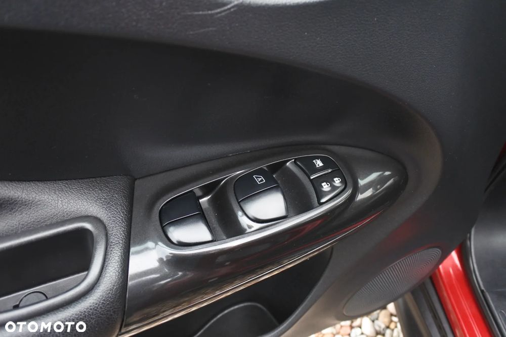 Nissan Juke 1.2 DIG-T Tekna EU6 - 26