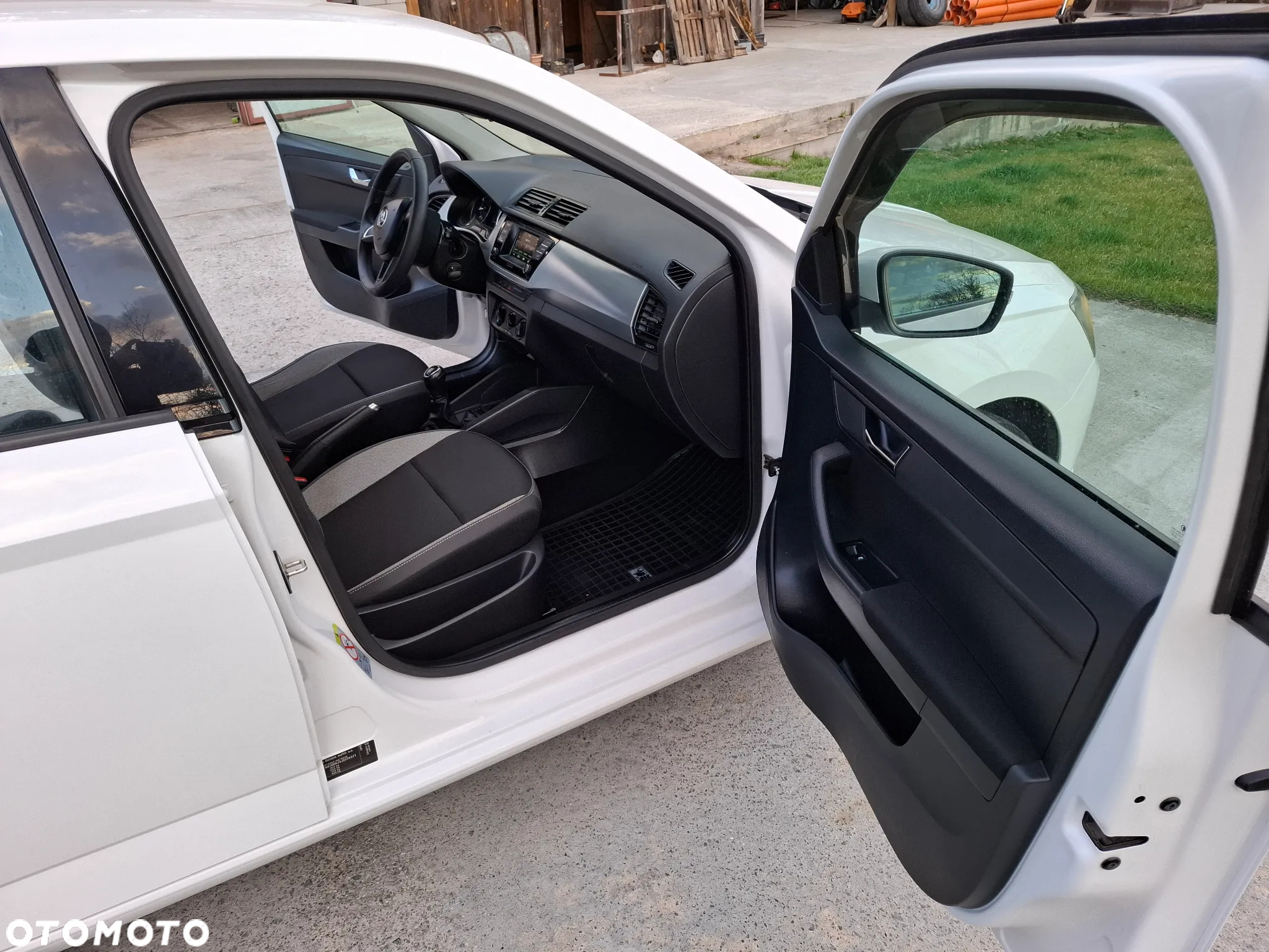 Skoda Fabia 1.0 Active - 12