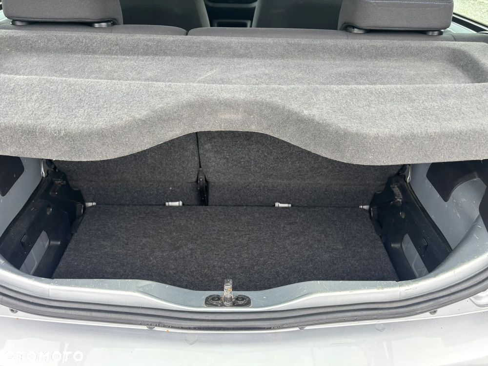Volkswagen up! club - 9