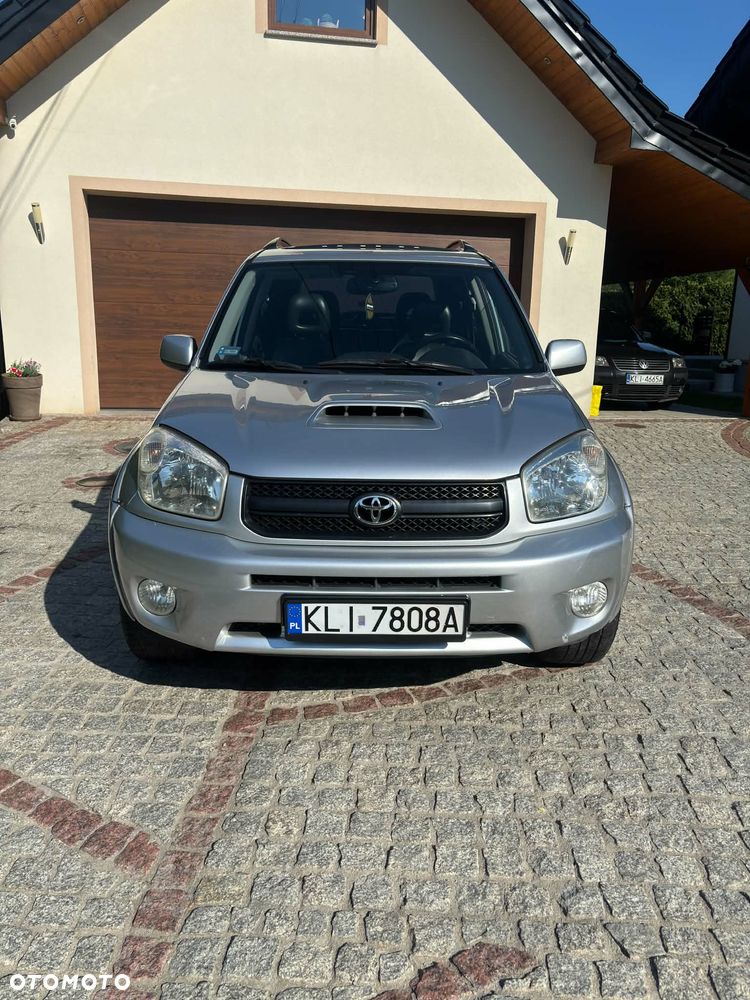 Toyota RAV4 2.0 D-4D 4x4 - 2
